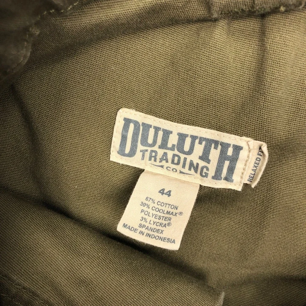 Duluth Trading Co Coolmax Flex Firehose Cargo Shorts Olive Mens 44 Relaxed Fit